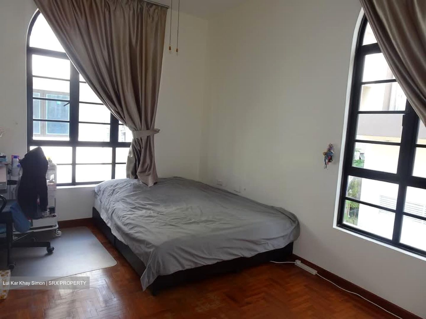 Kings Road (D10), Semi-Detached #554573271